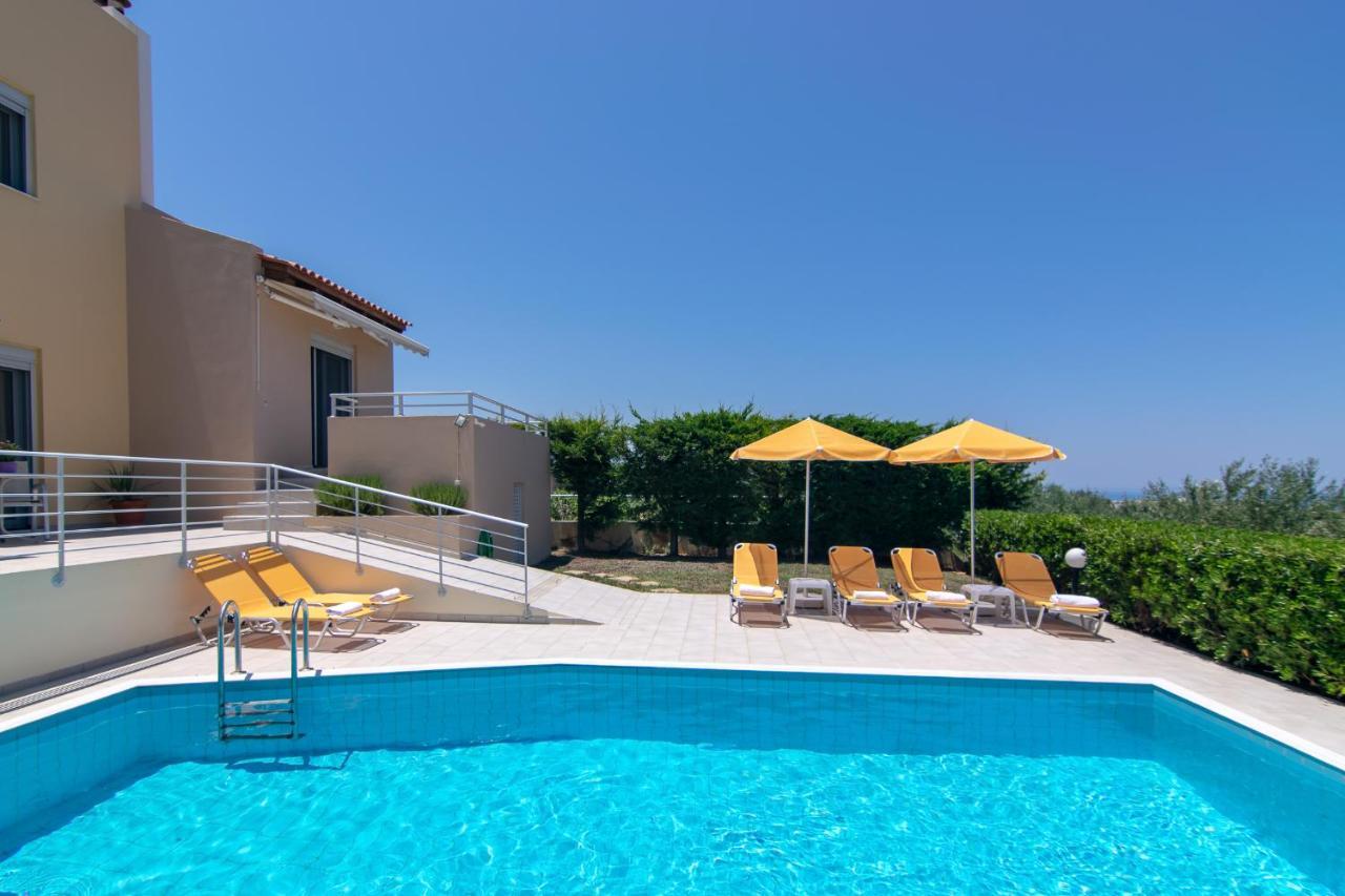 Yanni'S Villas Adelianos Kampos Exterior foto